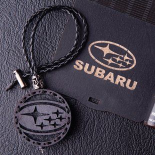 Ароматизатор в машину SUBARU з темного дерева, подарунок чоловікові AR-SUBARU-126 фото