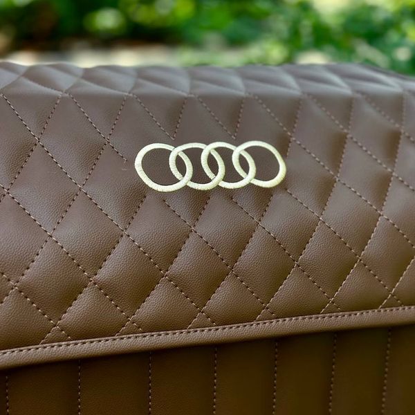 Органайзер в багажник авто Premium Timeless с логотипом Audi, размер М 50 см, коричневый 000005301 фото