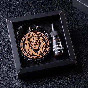 Ароматизатор в машину ЛЕВ з дерева, подарунок чоловікові, хлопцю AR-LION-231 фото