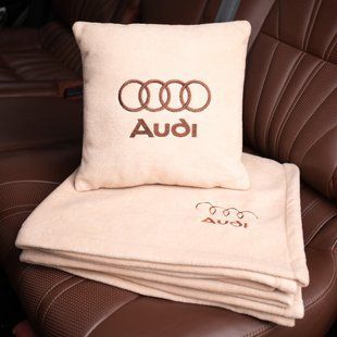 Подушка и плед в машину с логотипом AUDI, флисовый набор FLISET-AUDI-BEI-BROWN фото