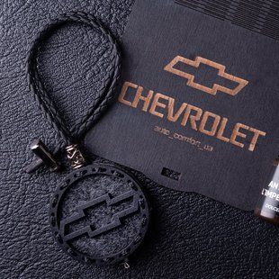 Ароматизатор в машину CHEVROLET з темного дерева, подарунок чоловікові AR-CHEVROLET-021 фото