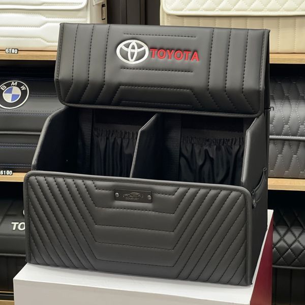 Сумка - органайзер в багажник Premium Pro Signature с вышивкой логотипа Toyota, магнитная фиксация, размер М 50 см 200042757 фото