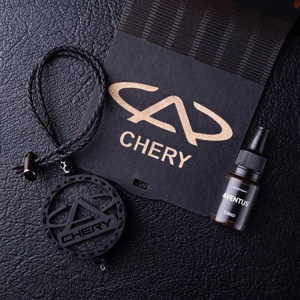 Ароматизатор в машину CHERY з темного дерева, подарунок чоловікові AR-CHERRY-018 фото