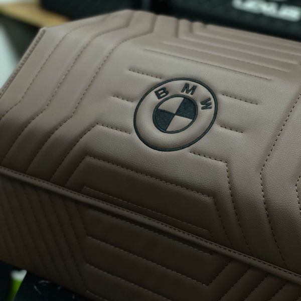 Органайзер в багажник авто Premium Pro Signature з логотипом BMW, магнітна фіксація, розмір М 50 см, коричневий 200042662 фото