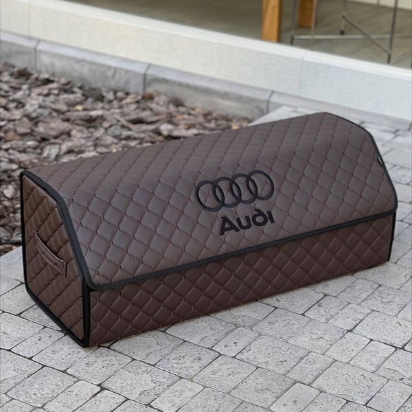 Органайзер в багажник с логотипом Audi из экокожи, коричневый, 80 см, складной органайзер в багажник 000006097 фото