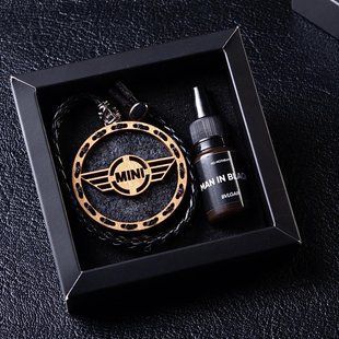 Ароматизатор в машину MINI з світлого дерева, подарунок чоловікові AR-MINI-089 фото