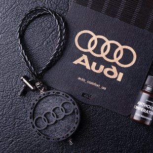 Ароматизатор в машину Audi з темного дерева, подарунок чоловікові AR-AUDI-006 фото