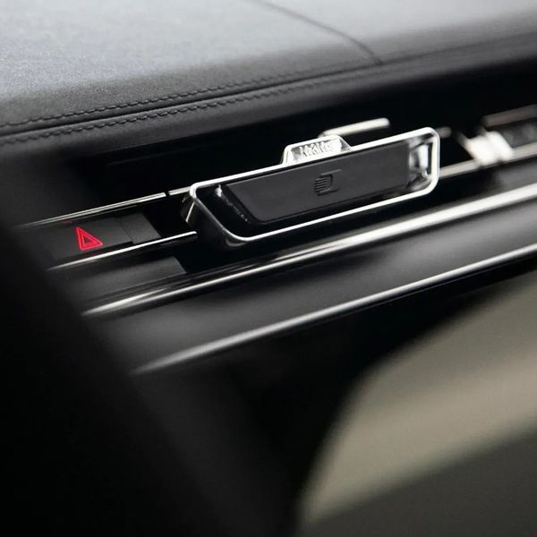 Аромадиффузор в авто Mr&Mrs EVO Black Leather Chrome Silver - Supreme Wood 200041579 фото