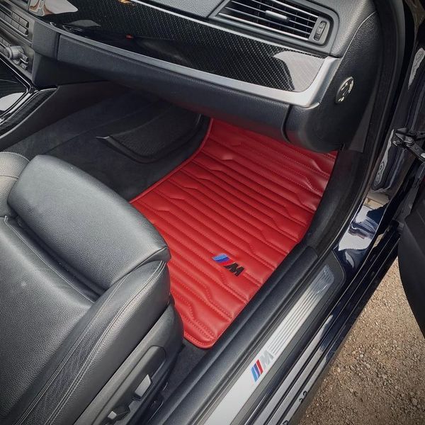 Коврики в машину с экокожи BMW в салон, красный H00021457 фото