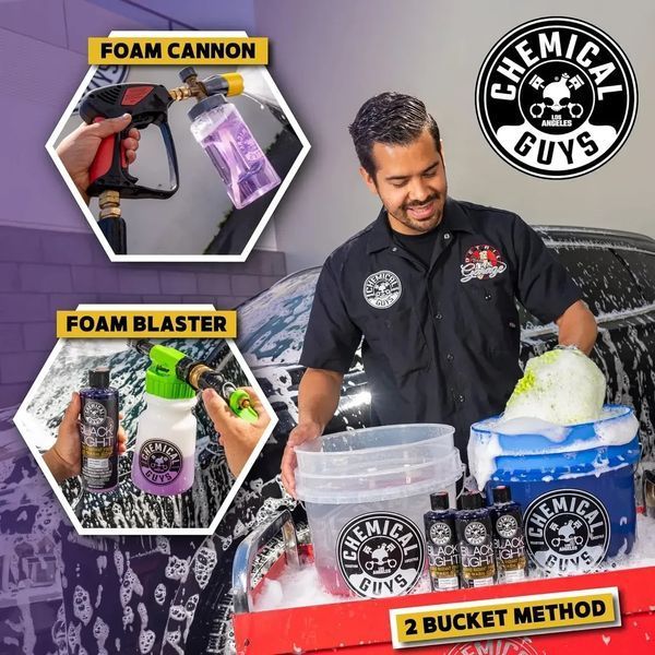 Автошампунь для чёрных и тёмных оттенков Black light hybrid radiant finish car wash soap for black & dark, Chemical Guys, 473 мл CWS619_16 фото