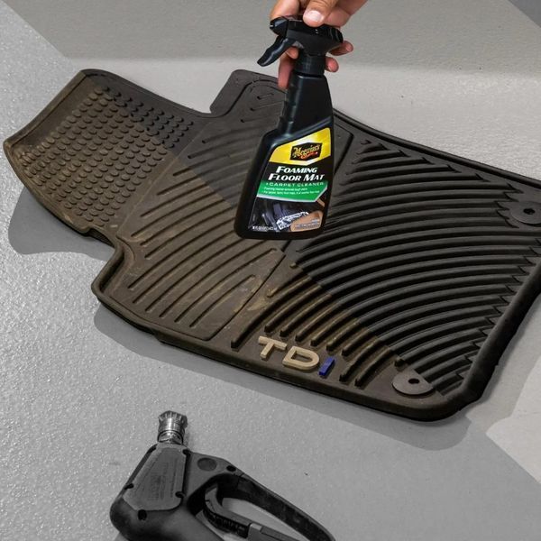 Средство для чистки ковриков Meguiar's Foaming Floor Mat + Carpet Cleaner, 473 мл G262816 фото