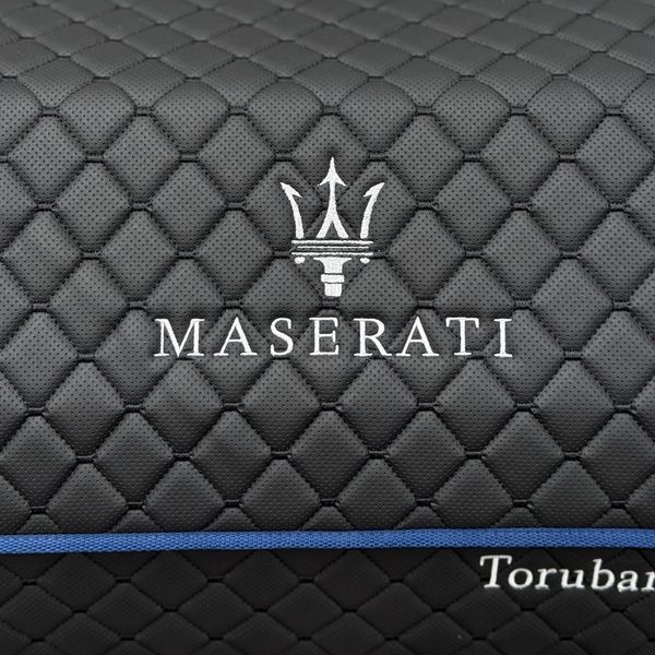 Органайзер в багажник, с вышивкой Maserati, черный, 50 см, автомобильный органайзер в авто 200041410 фото