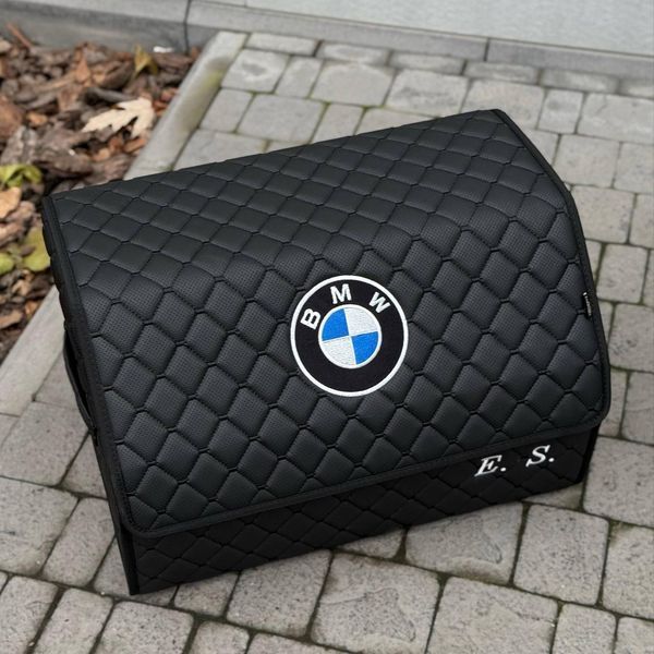 Органайзер в багажник с вышивкой BMW из экокожи, черный, 50 см, бокс в багажник 000006714 фото