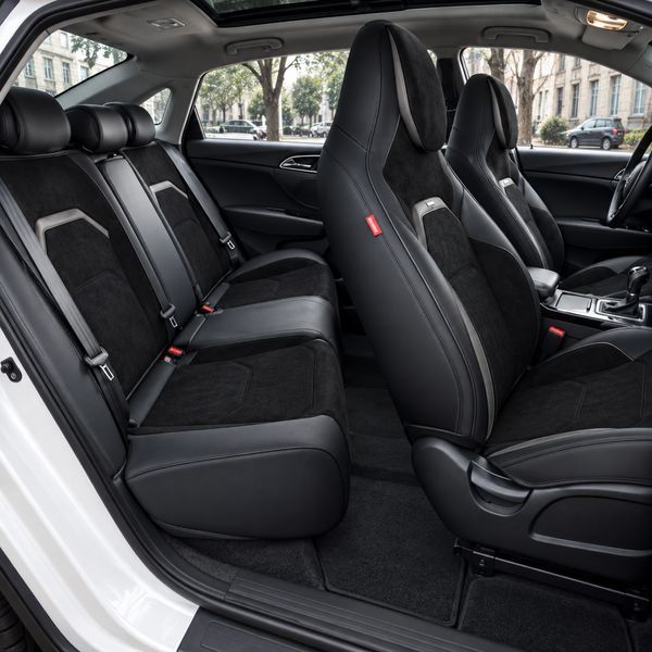 Полный комлект авточехлов CarFashion, модель ROCKET PLUS ROCKET-27456 фото