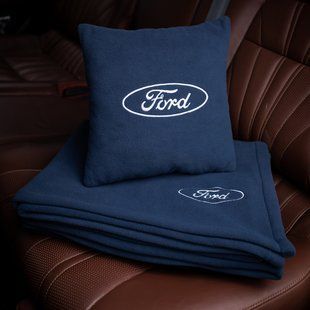 Подушка и плед в машину с логотипом Ford, флисовый набор FLISET-FORD-BLU-WHI фото