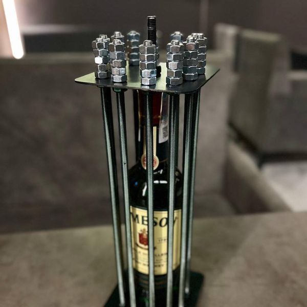 Сейф для бутылки 0.7л Jameson с гайками, подарок мужчине, куму, другу, Клетка для алкоголя KL1 фото