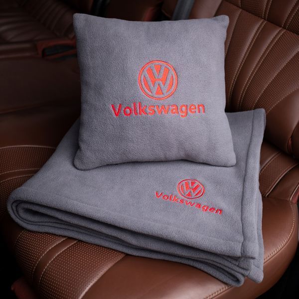 Подушка та плед в автомобіль з логотипом Volkswagen, флісовий набір FLISET-VOLKSWAGEN-BLK-WHI фото