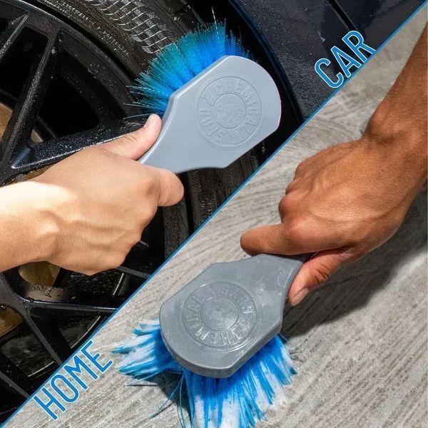 Щетка для очистки шин, резины и жёсткого текстурированного пластика Big blue stiffy heavy duty tire brush, Chemical Guys ACCG05 фото