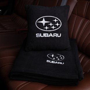 Подушка и плед в машину с логотипом Subaru, флисовый набор Черный FLISET-SUBARU-BLK-WHI фото