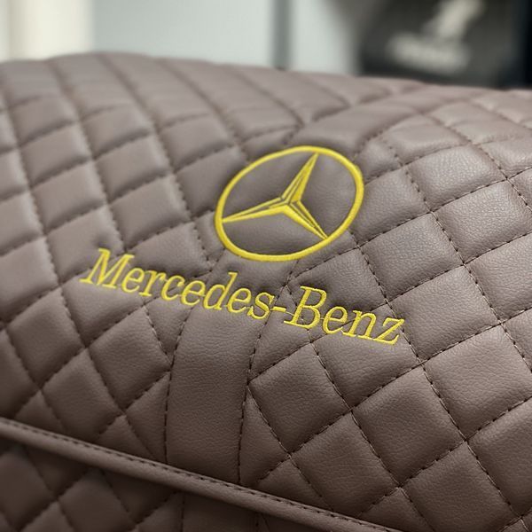 Сумка - органайзер в багажник Premium Pro Select с вышивкой логотипа Mercedes, магнитная фиксация, размер L 65 см 200042596 фото
