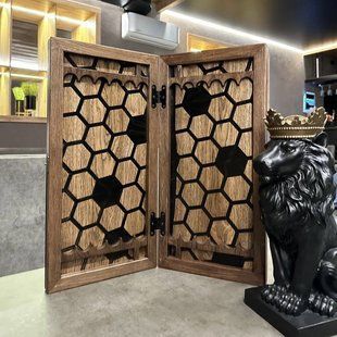 Нарды из натурального дерева и эпоксидной смолы, 50х50 см, ручной работы 810520 фото