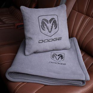 Подушка и плед в машину с логотипом Dodge, флисовый набор Серый FLISET-DODGE-GRA-GRA фото
