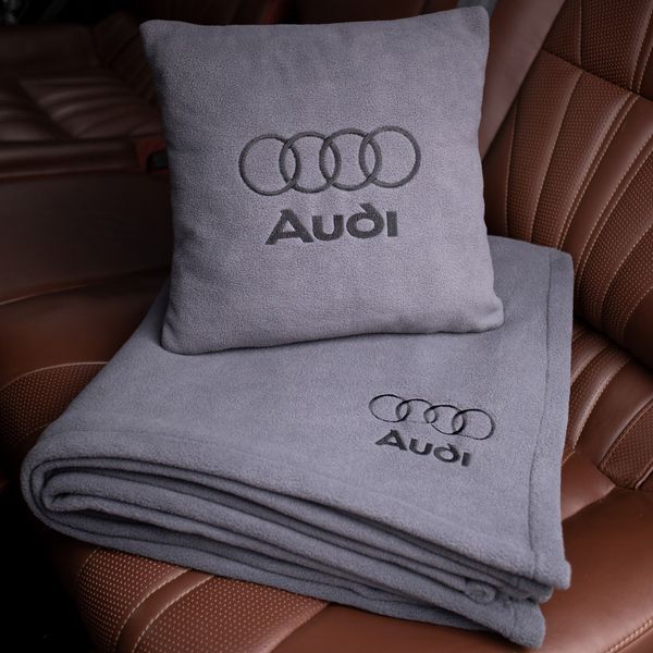 Подушка та плед в автомобіль з логотипом AUDI, флісовий набір FLISET-AUDI-BLU-WHI фото